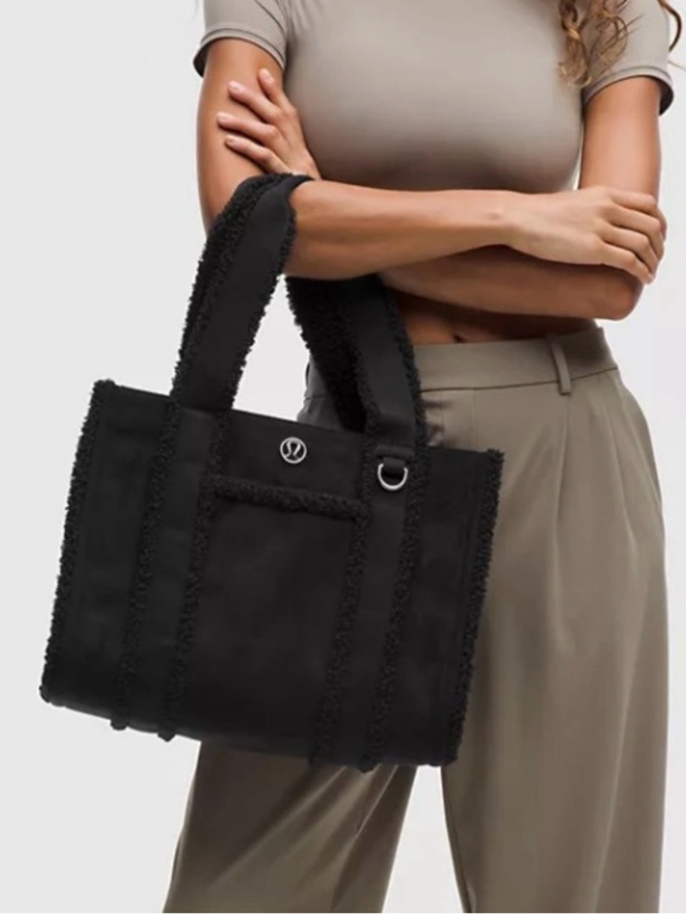 lululemon Black Boxy Faux Sherpa Tote 10L—Holds H2O Bottle! Limited Edition NWT🔥